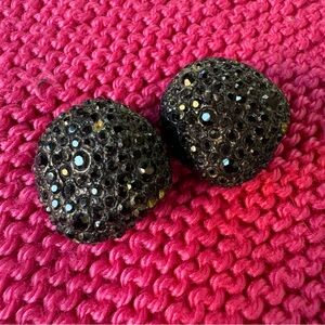 Gorgeous 3cm Black Crystal Clip-on Earrings